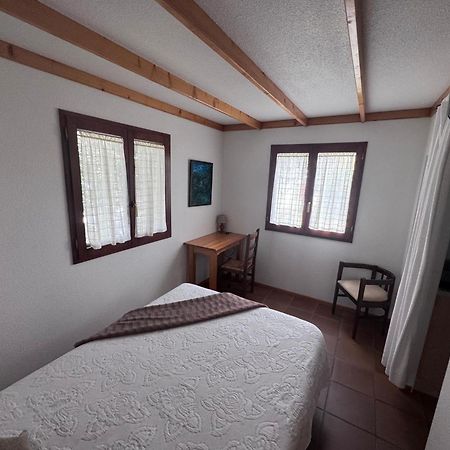 La Cerca Del Alcornoque Guest House Casas de Belvis Exterior photo